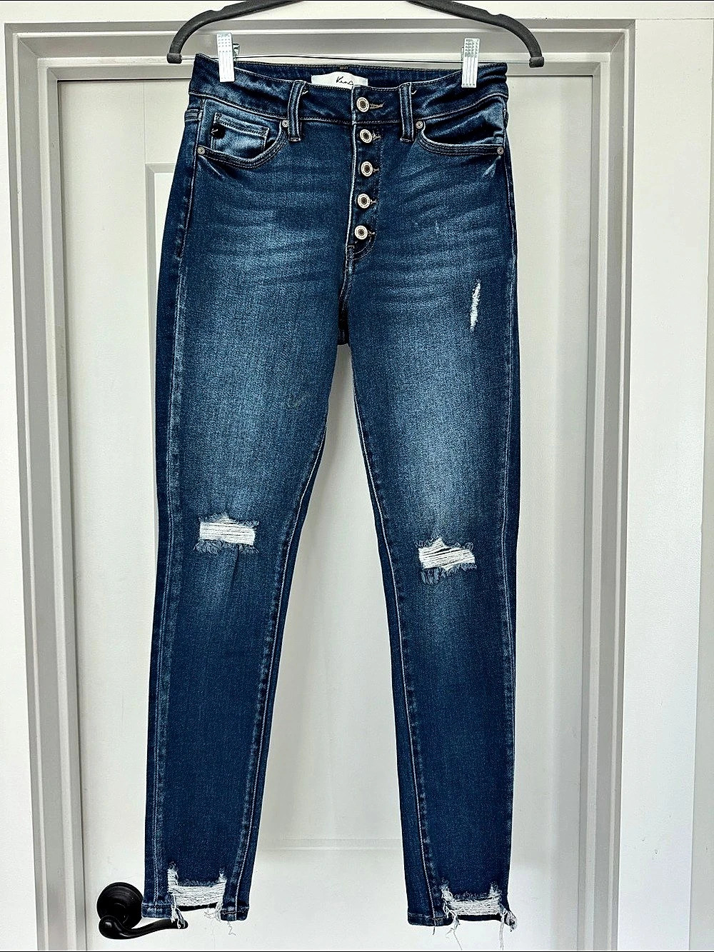 KanCan Trestle Distressed Skinny Jeans in Blue Waist 28